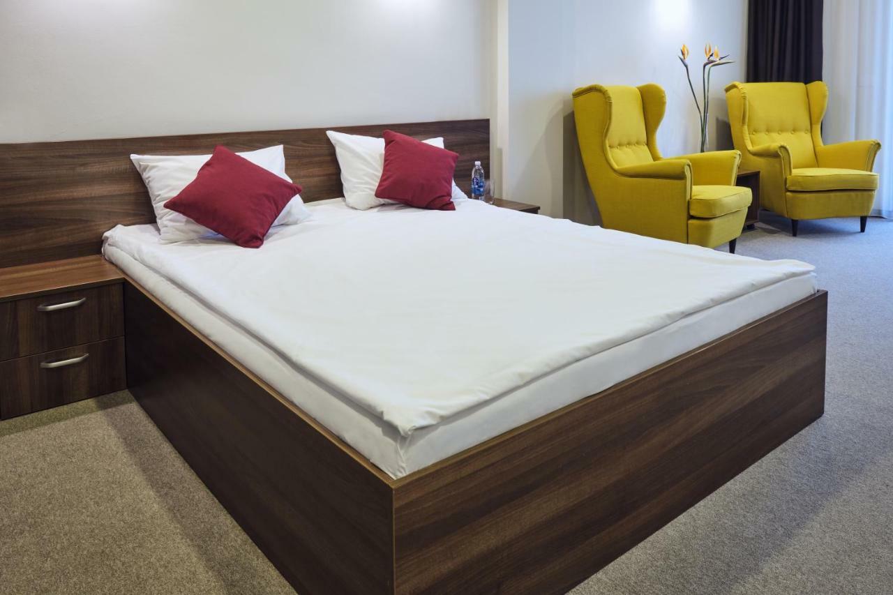 Kamer met Kingsize Bed en Balkon